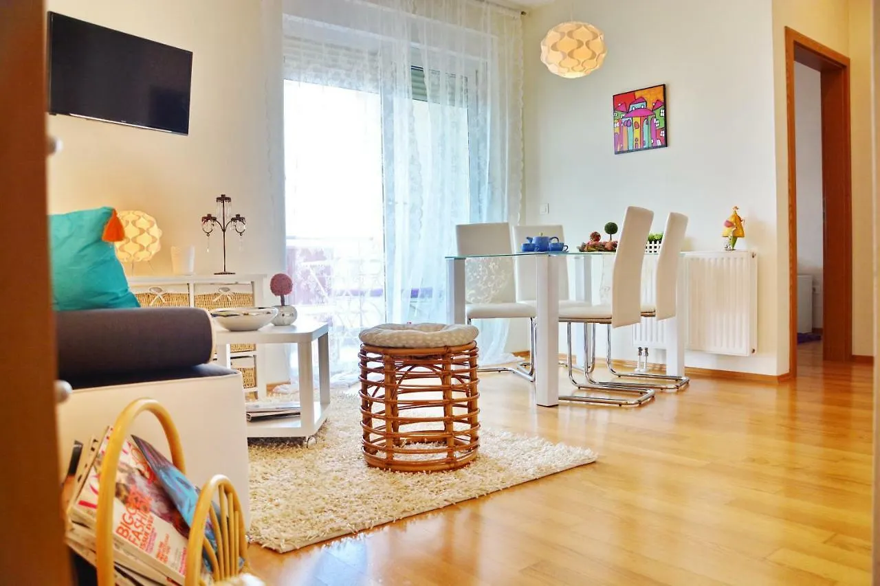 Apartment Vacation In Zadar - Mirna Croatia