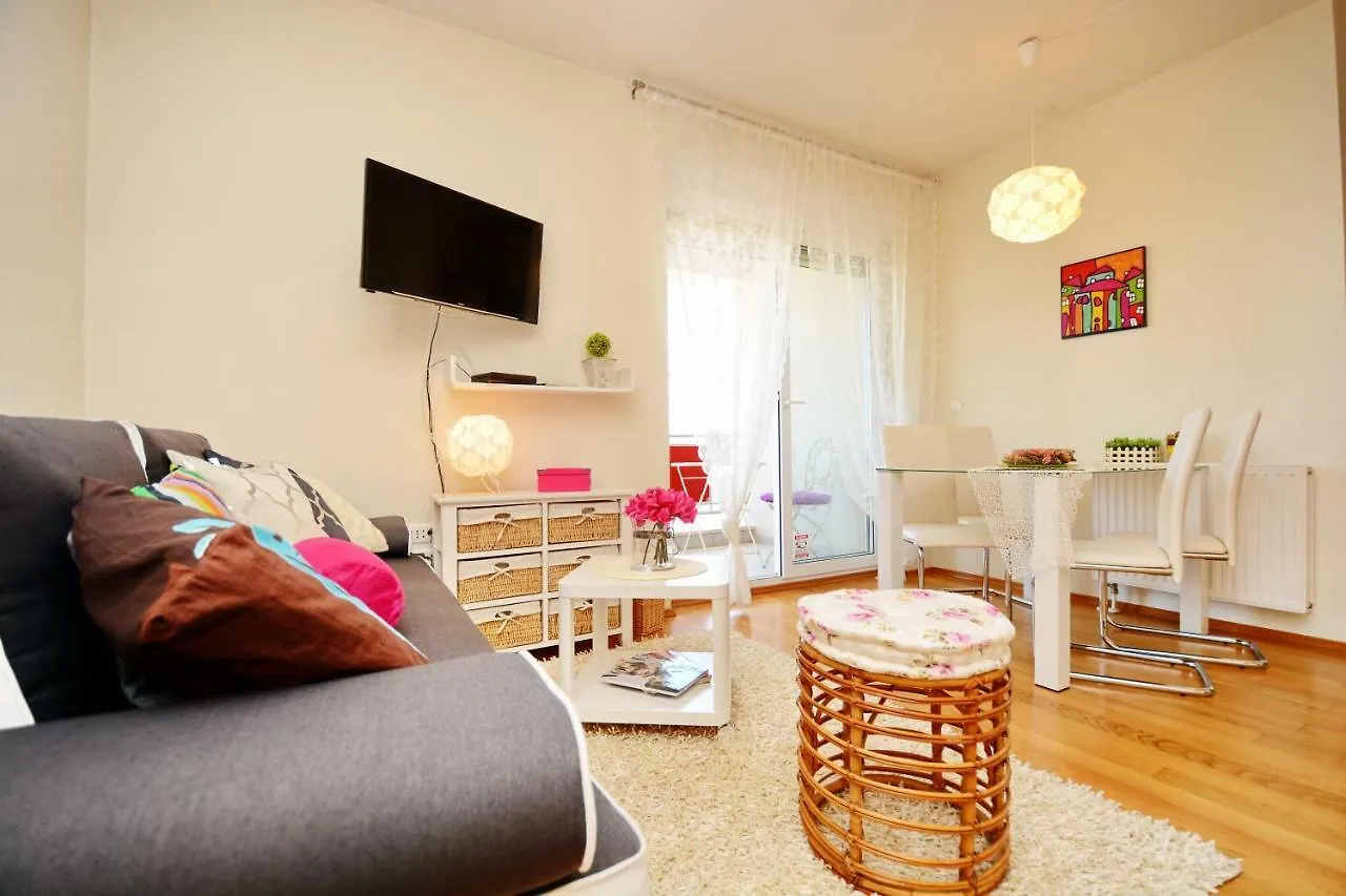 Apartment Vacation In Zadar - Mirna Croatia