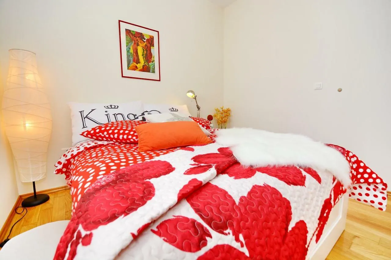 Apartment Vacation In Zadar - Mirna