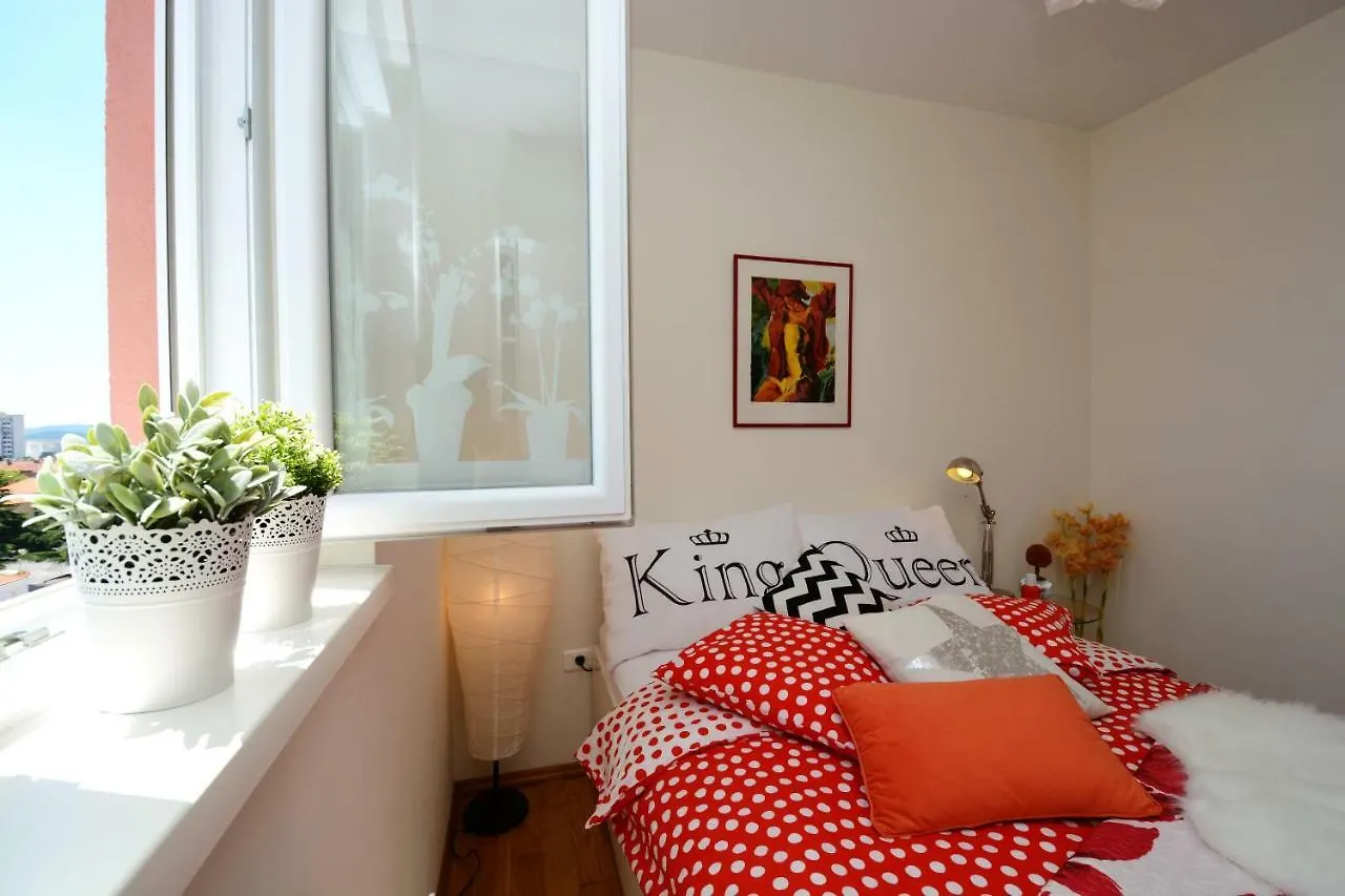 Apartment Vacation In Zadar - Mirna 0*,