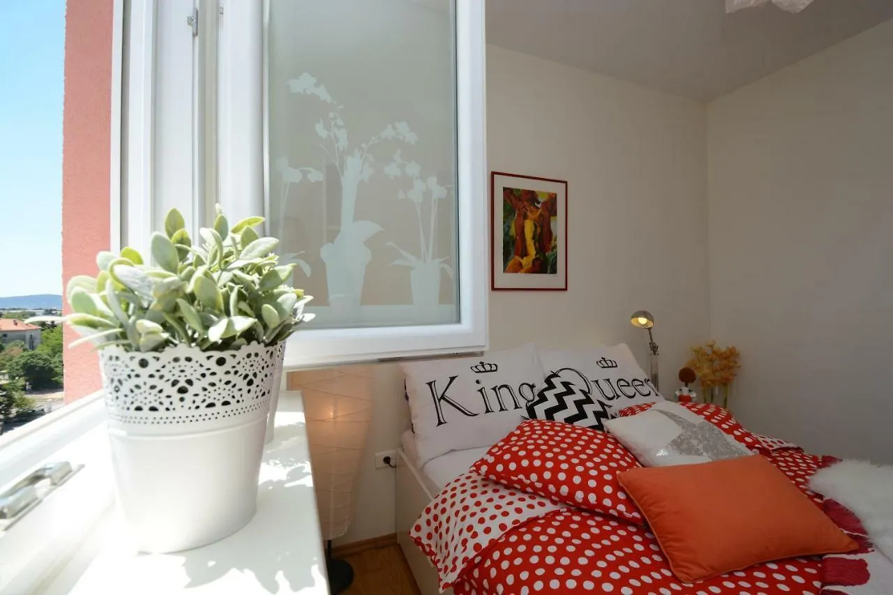 Apartment Vacation In Zadar - Mirna 0*,
